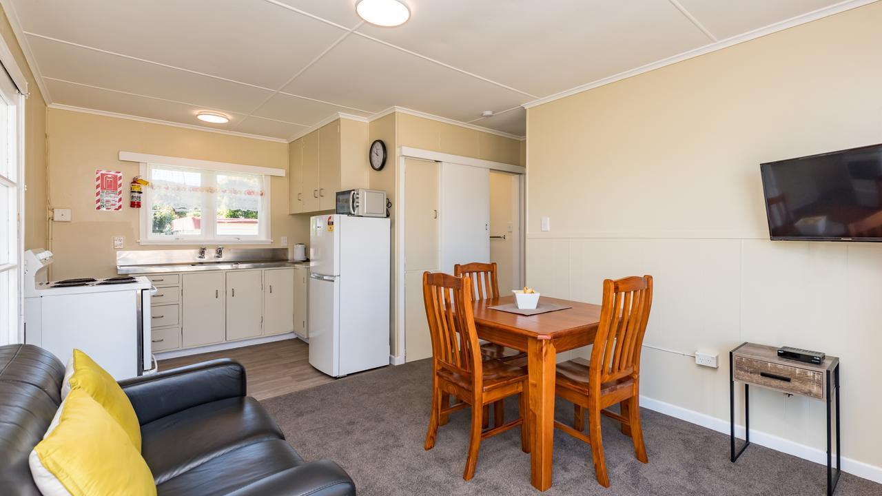 Waitangi Beach Bach 30B 外观 照片