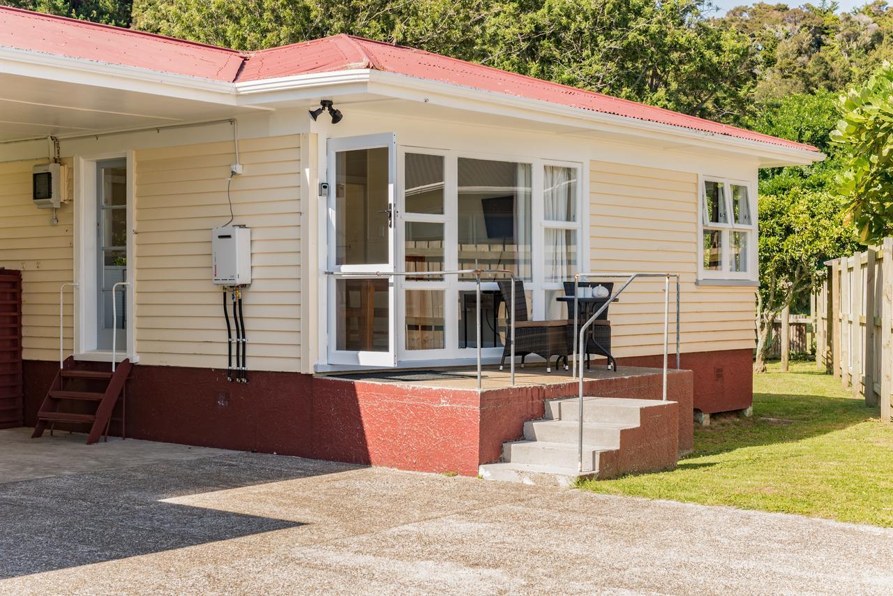 Waitangi Beach Bach 30B 外观 照片
